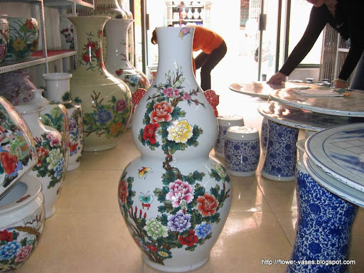 Flower vases:vases-12269
