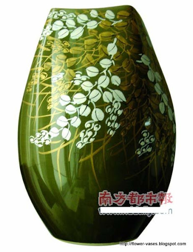 Flower vases:vases-12521