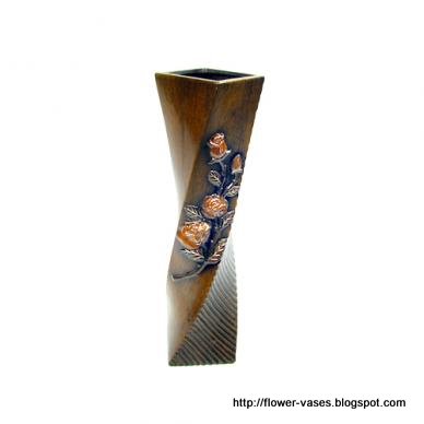 Flower vases:vases-12592