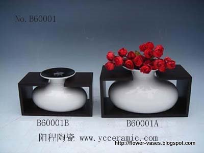 Flower vases:vases-12764