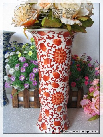 Flower vases:vases-12765