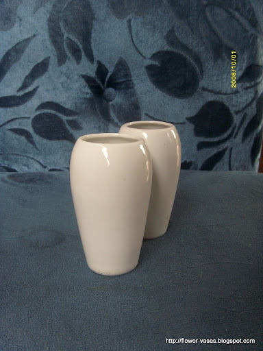 Flower vases:flower-12832