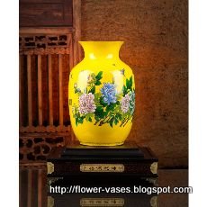 Flower vases:C879-11743