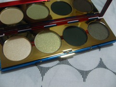 MAC valiant palette, by bitsandtreats MAC valiant palette, by bitsandtreats