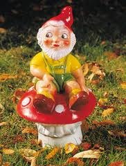 [garden gnome2[3].jpg]