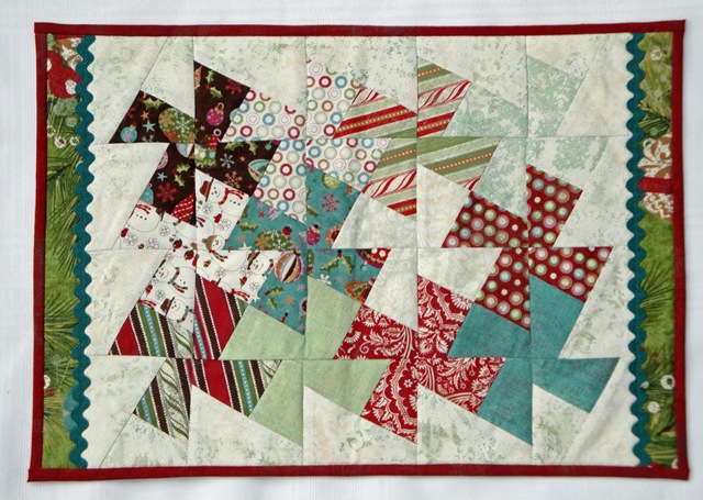 [placemats Xmas 4[4].jpg]