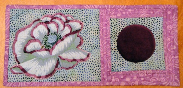 [mug rug 1[3].jpg]