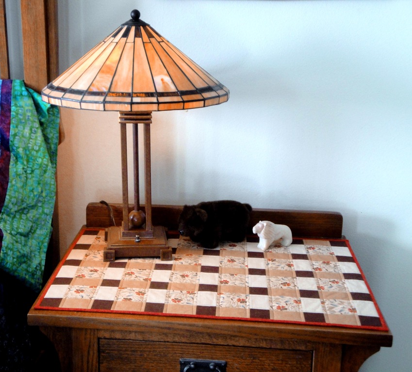 [20 table mat quilt[7].jpg]
