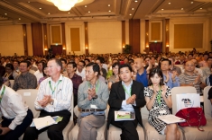 http://lh3.ggpht.com/_CPCB6S-lcHM/TOxwZXF5ZoI/AAAAAAAAAWk/Zy5Vzbco6ic/DFL%20Conference%20Participants.jpg