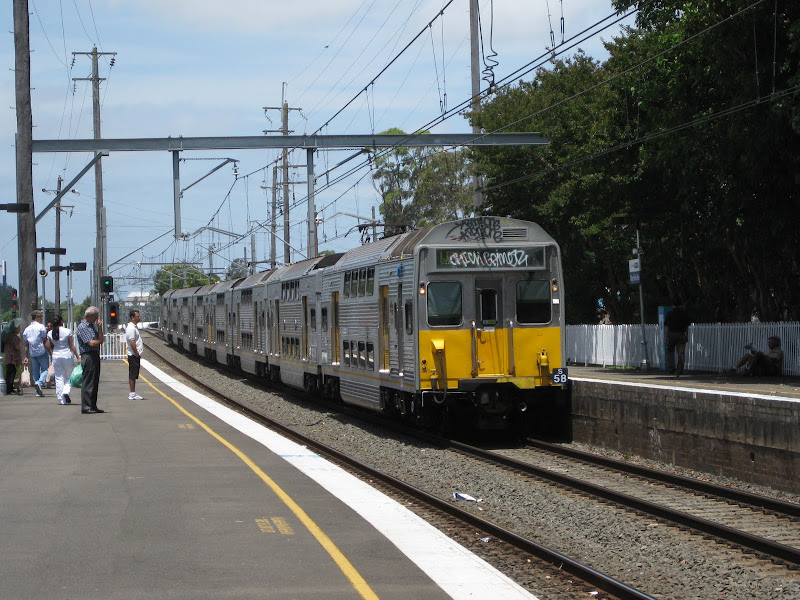 Bankstown & Illawarra line train photos (22/12/10)