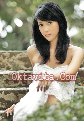 Tika Putri Diteror