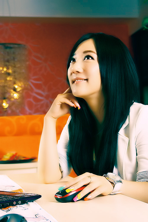 美眉日报 3613294 0500 徐嘉依变身性感OL