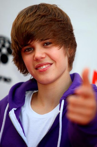 justin bieber ymcmb jumper. justin bieber wallpapers 2009.