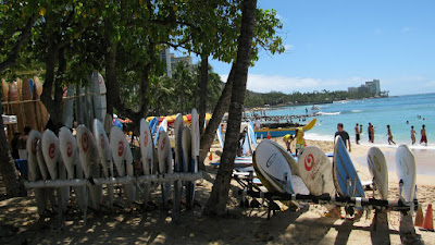 Queen_surf_beach_park2.JPG