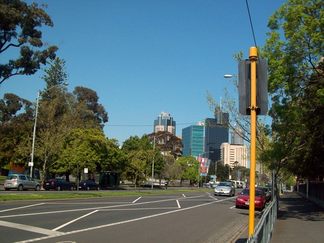 [Carlton towards City[4].jpg]