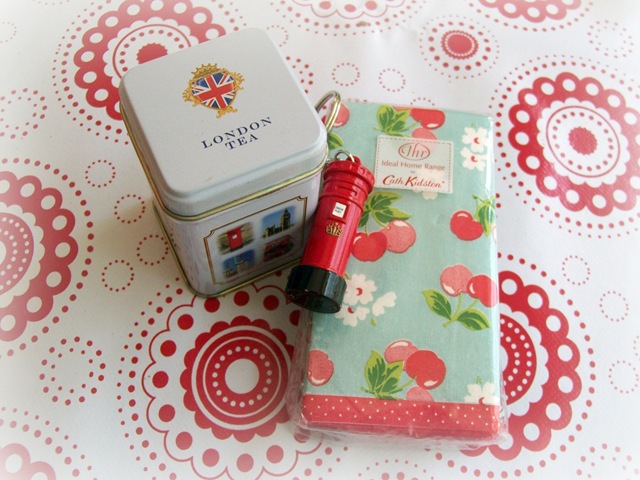 [Xmas 10 English gifts[5].jpg]