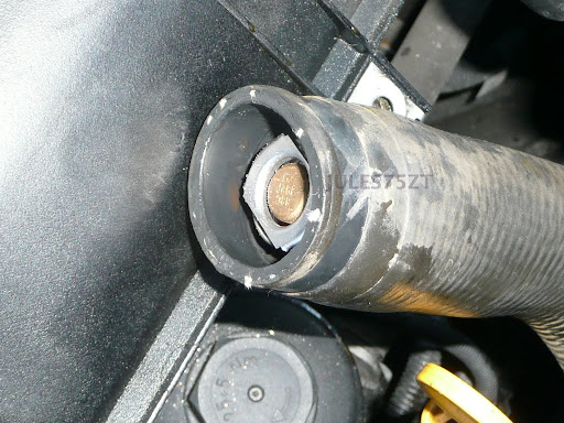Install a RENAULT 5 88 THERMOSTAT into a CDT/i top hose. - The 75 and ZT  Owners Club Forums