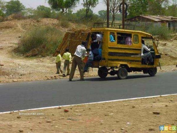[school_buses17[2].jpg]