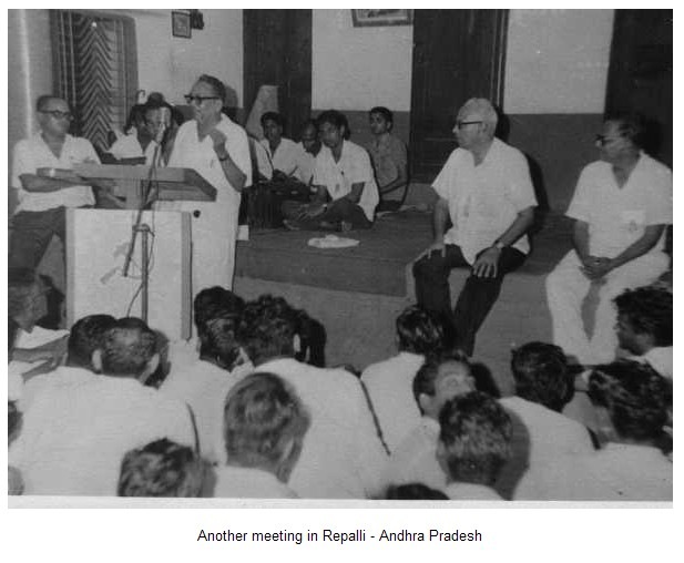 [Another meeting in Repalli - Andhra Pradesh[2].jpg]