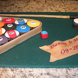 Pool Ball Cake 09-22-09 015.jpg