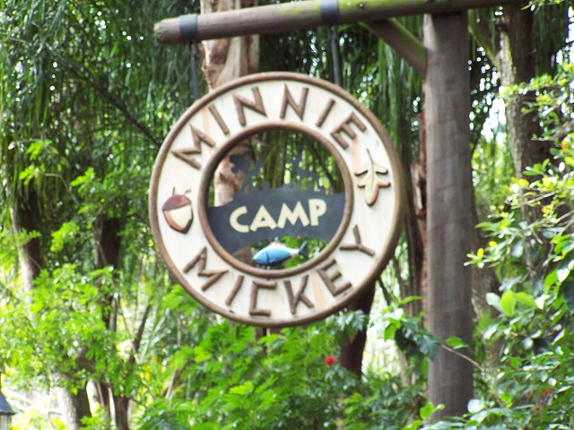 [Camp Minnie Mickey sign[2].jpg]