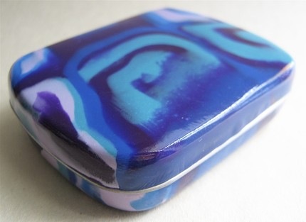[mini tin pill box or coin case claycenter[3].jpg]