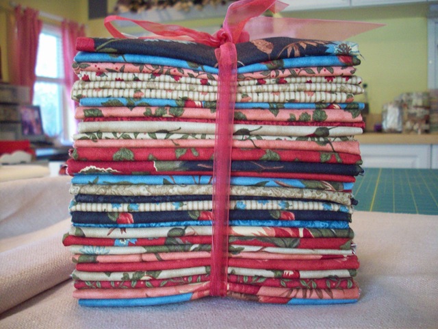 [Fat Quarters #3 004[3].jpg]