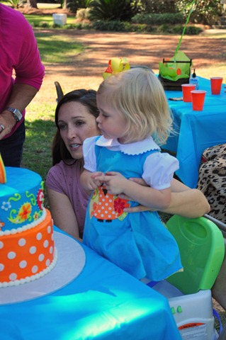 [blair's 2nd bday aunt linnie pics 100910 (289)[3].jpg]