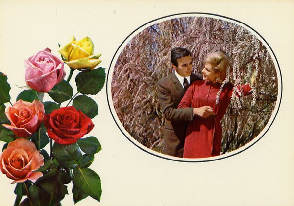 Cartes Postales Pop et  Kitsch des années 50, 70 et 70 - Pop and kitsch vintage postcards from the fifties, the sixties and the seventies : Amours en fleurs