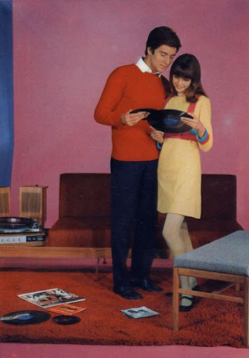 Cartes Postales Pop et  Kitsch des années 50, 70 et 70 Groovy couples / Couples branchés