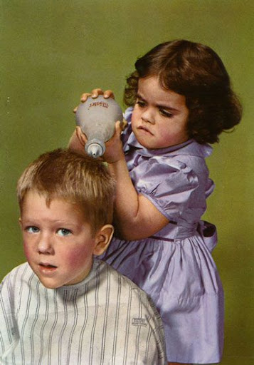Cartes postales pop et kitsch des annéees 50, 70 et 70