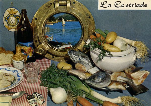 Cartes Postales Pop et  Kitsch des années 50, 70 et 70 - Pop and kitsch vintage postcards from the fifties, the sixties and the seventies : A table !? / Regrettable food