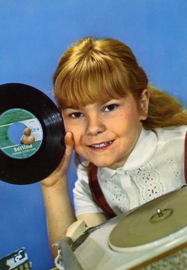 Cartes Postales Pop et  Kitsch des années 50, 70 et 70 - Pop and kitsch vintage postcards from the fifties, the sixties and the seventies : Musique de jeunes