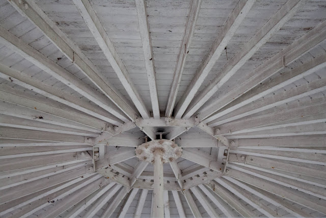 IMAGE: http://lh3.ggpht.com/_DZkpCgoYoRs/SzzItvOMVdI/AAAAAAAADaw/xZbWcUo1tSA/s640/IMG_4386.jpg