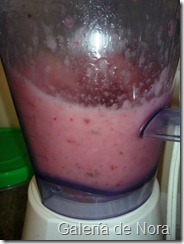 MANGO SMOOTHIE STRAWBERRY (2) MANGO SMOOTHIE STRAWBERRY (2)