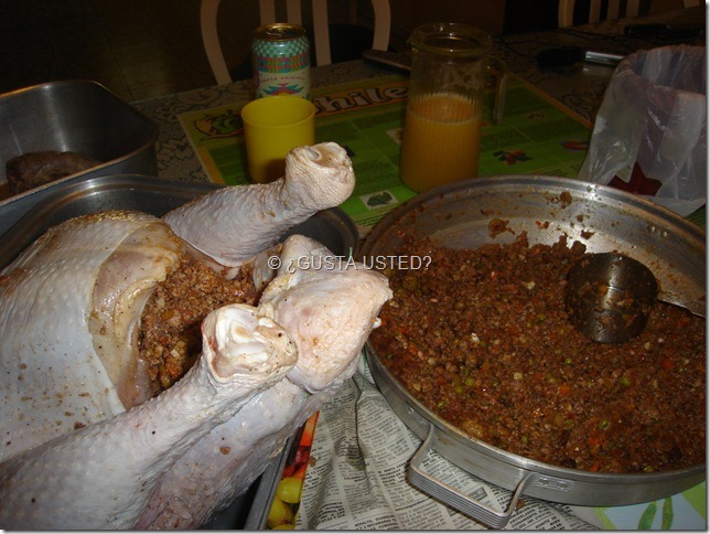 RELLENA EL PAVO POR ABAJO RELLENA EL PAVO POR ABAJO