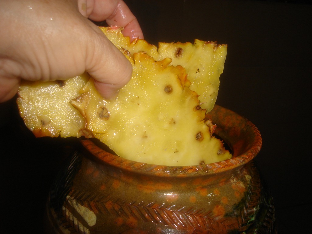 [PON LAS CASCARFAS EN EL JARRO[4].jpg]