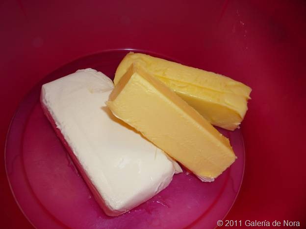 1 Barra de queso crema y 2 de mantequilla clip_image004