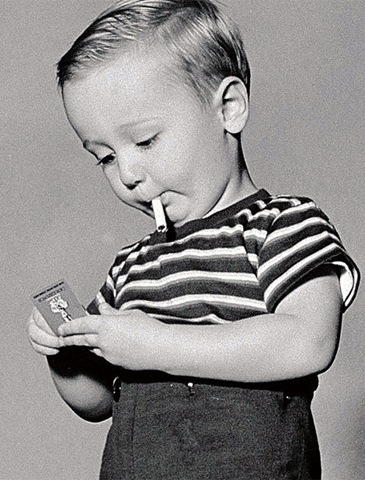 [boysmokecigarette4.jpg]
