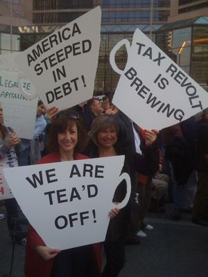 [teaparty-protest[4].jpg]