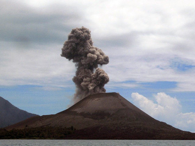 [Krakatau (Volcano), Indonesia[2].jpg]