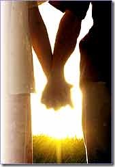 couple-holding-hands-1