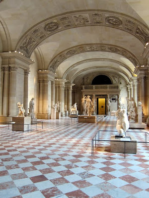 Sculpture gallery on a Louvre private tour in Paris