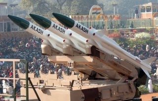 20110312-Akash-Surface-to-Air-Missile-Wallpaper-India-02-TN
