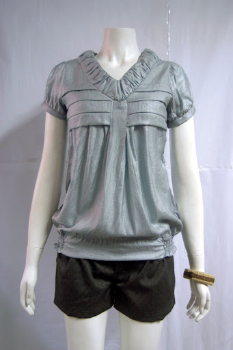 Elastic waist v-neck blouse. MPDR0409-003 S$33.90 PTP:13" STH: 24"