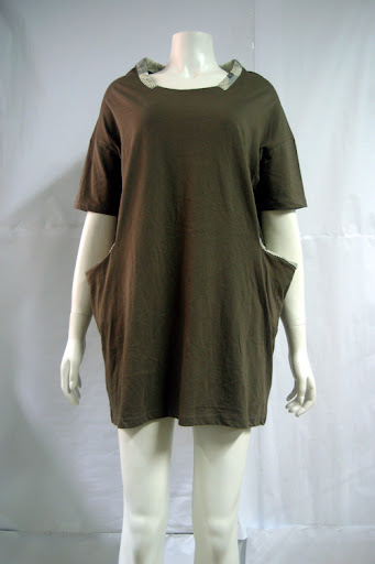 "Brown Sugar" Structured dress with pockets. MPBR0409-001 S$ 39.90 PTP:20" STH: 30"