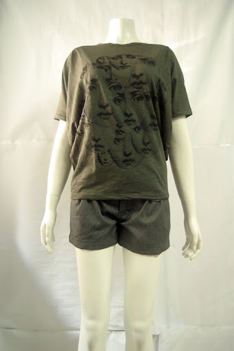 "Ladies Head" bat wing lady tee-shirt. Silkscreen in black on olive green cotton. MPGG0409-002 S$ 33.90 PTP:20" STH: 25" Waist: 34"