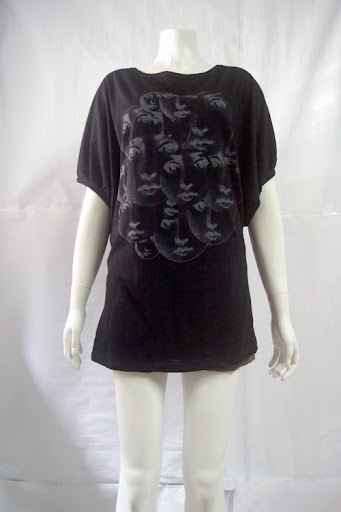 "Ladies Head" bat wing tee-shirt dress. Silkscreen in white on black cotton. MPGG0409-004 S$ 39.90 PTP:20" STH: 33" Waist: 34"