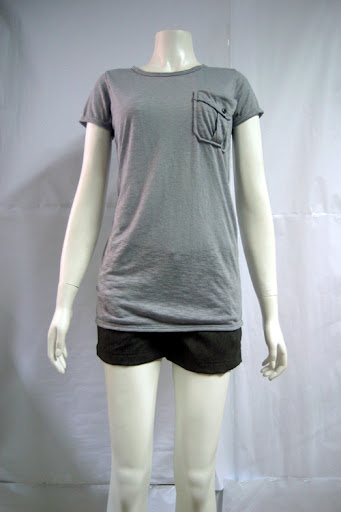"Grunge Grey" Cotton tee with button pocket. MPMIS0409-001 S$ 29.90 PTP:15" STH: 29