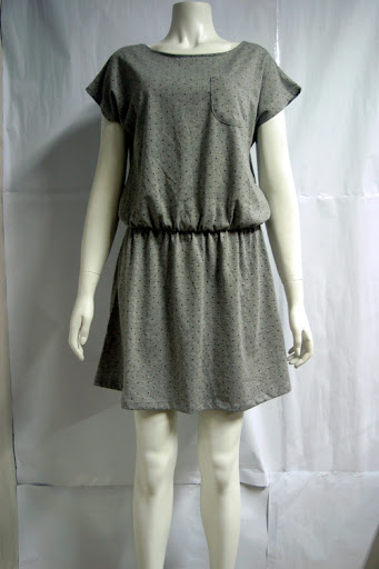 Melange Grey cotton with tiny black stars, summer dress with elastic waist. MPOR0409-009 S$ 43.90 PTP:16.5" STH: 34.5" Waist: 26" to 32"